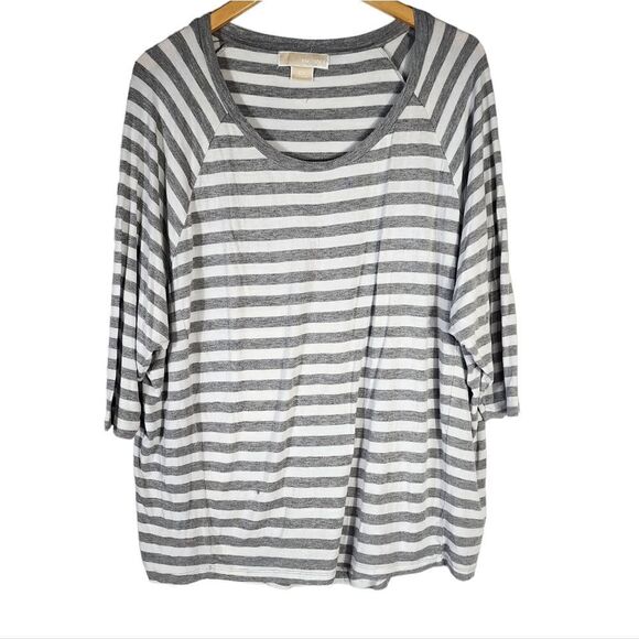MICHAEL KORS WOMEN'S  GREY/WHITE STRIPED 3/4 SLEEVE TEE 0x - Picture 1 of 8
